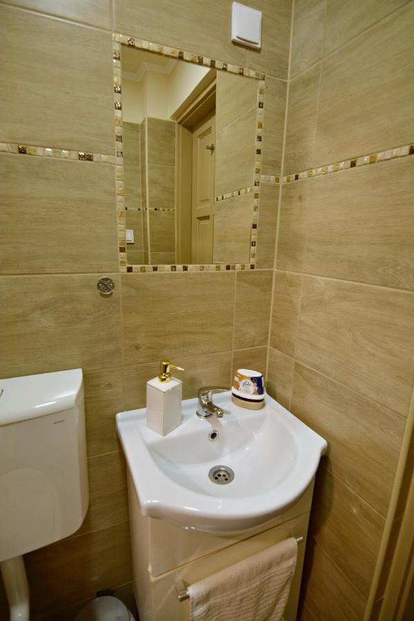 R.Gold Apartman มาโค ภายนอก รูปภาพ