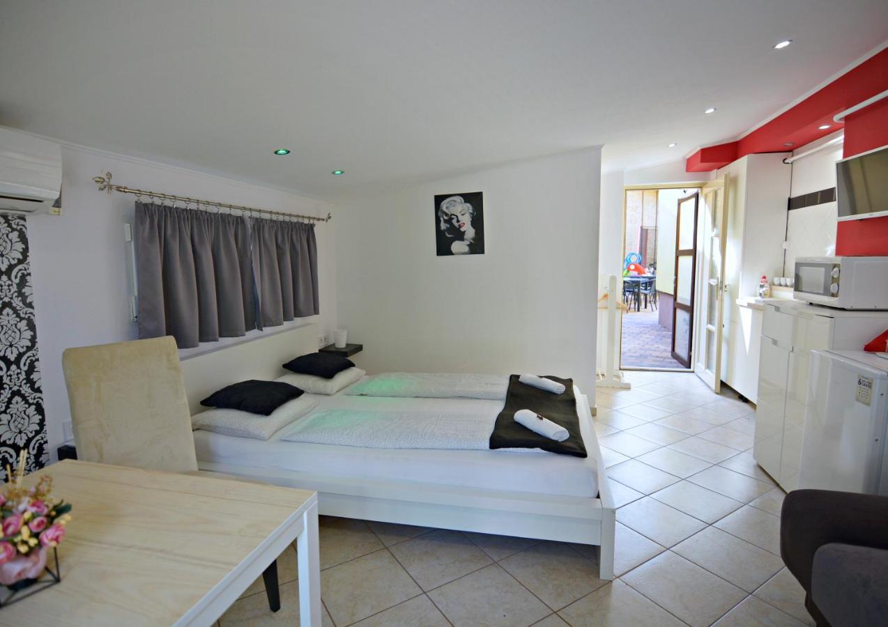 R.Gold Apartman มาโค ภายนอก รูปภาพ
