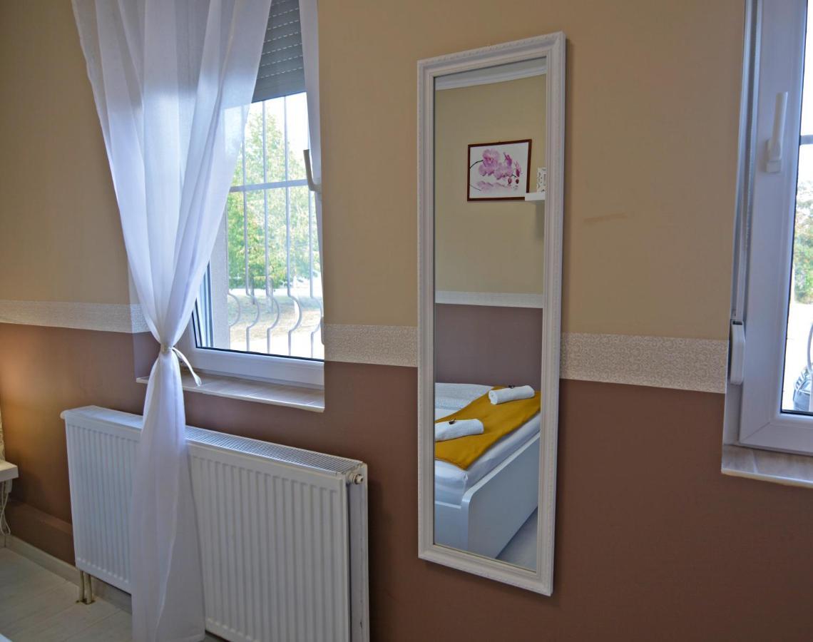 R.Gold Apartman มาโค ภายนอก รูปภาพ