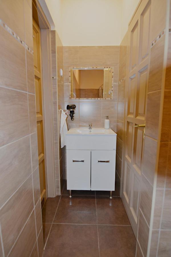 R.Gold Apartman มาโค ภายนอก รูปภาพ